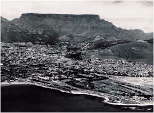 Ref No: CP025 Titel: Green Point - Early 1950's width=230