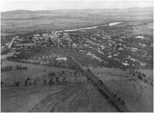 Ref No: ECA001 Titel: Aliwal North - Late 1940's width=230