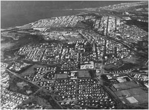 Ref No: EL004 Titel: East London - Late 1940's width=230