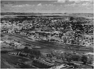 Ref No: OFS005 Titel: Bloemfontein - Late 1940's width=230