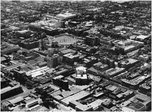 Ref No: PTA008 Titel: Pretoria, Looking SE - Late 1940's width=230