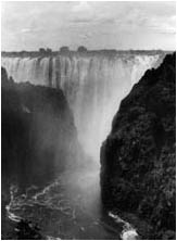 Ref No: ZIM009 Titel: Victoria Falls - Late 1940's width=230